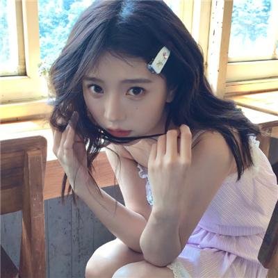 芙蓉春色